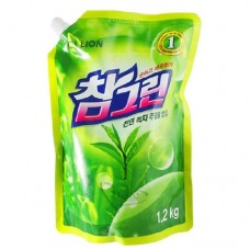 654935 LION CHARMGREEN Средство для мытья посуды, овощей и фруктов (зеленый чай) 1.2kg spout refill